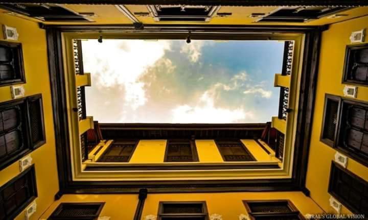 Deewanji Ni Haveli Bed & Breakfast Ахмедабад Екстериор снимка
