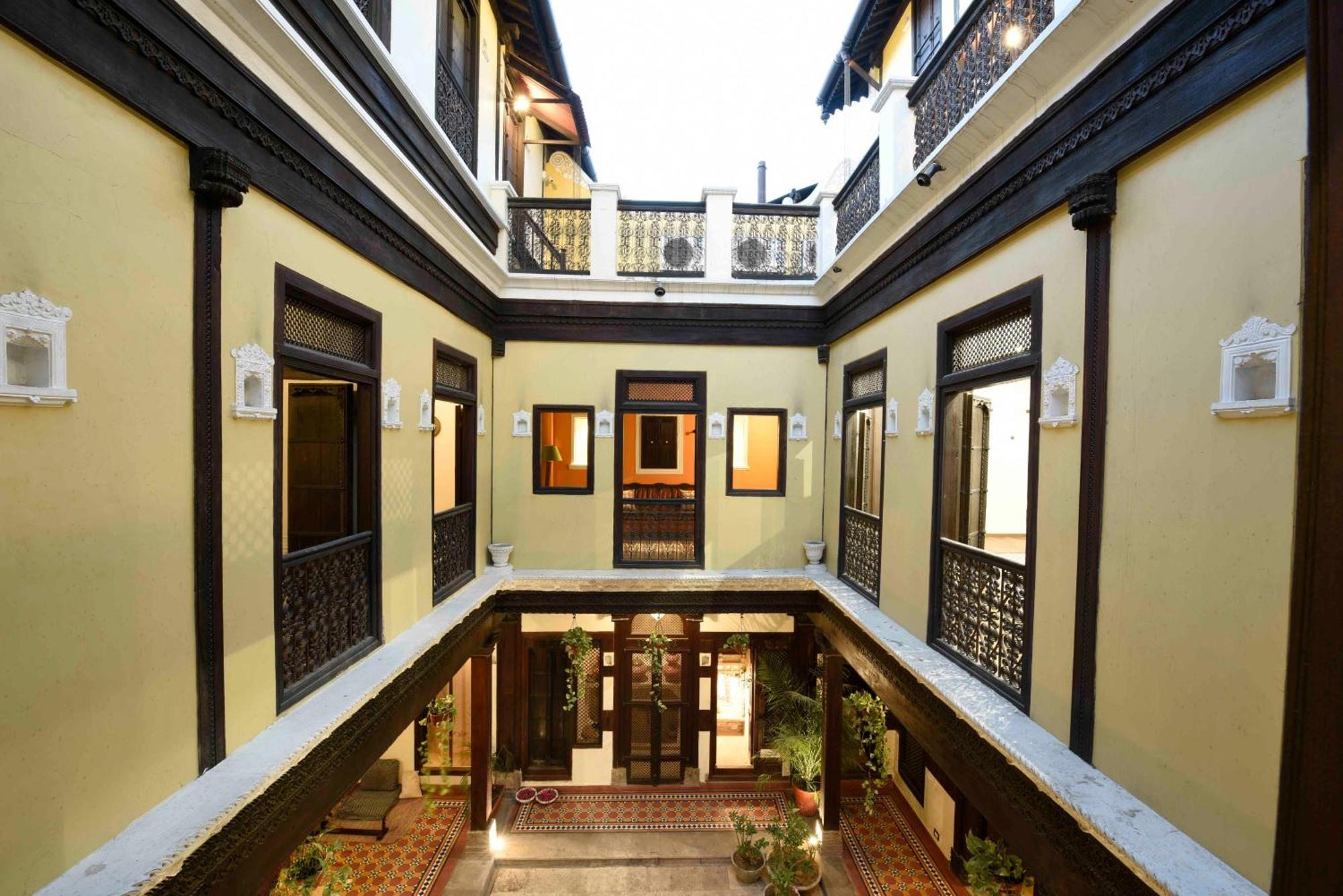 Deewanji Ni Haveli Bed & Breakfast Ахмедабад Екстериор снимка
