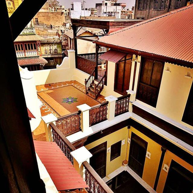Deewanji Ni Haveli Bed & Breakfast Ахмедабад Екстериор снимка