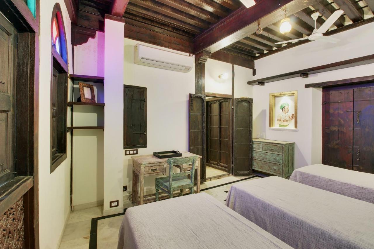 Deewanji Ni Haveli Bed & Breakfast Ахмедабад Екстериор снимка